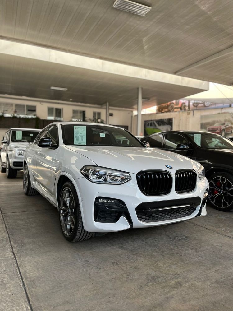 Fotografía en tamaño completo