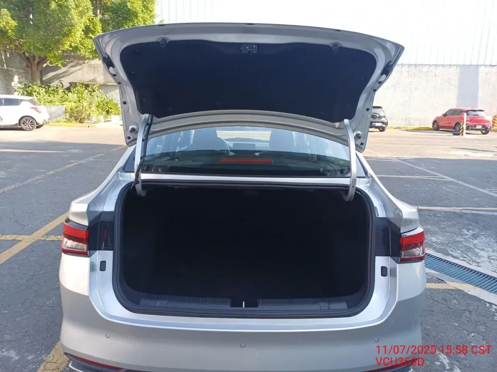 Fotografía en tamaño completo