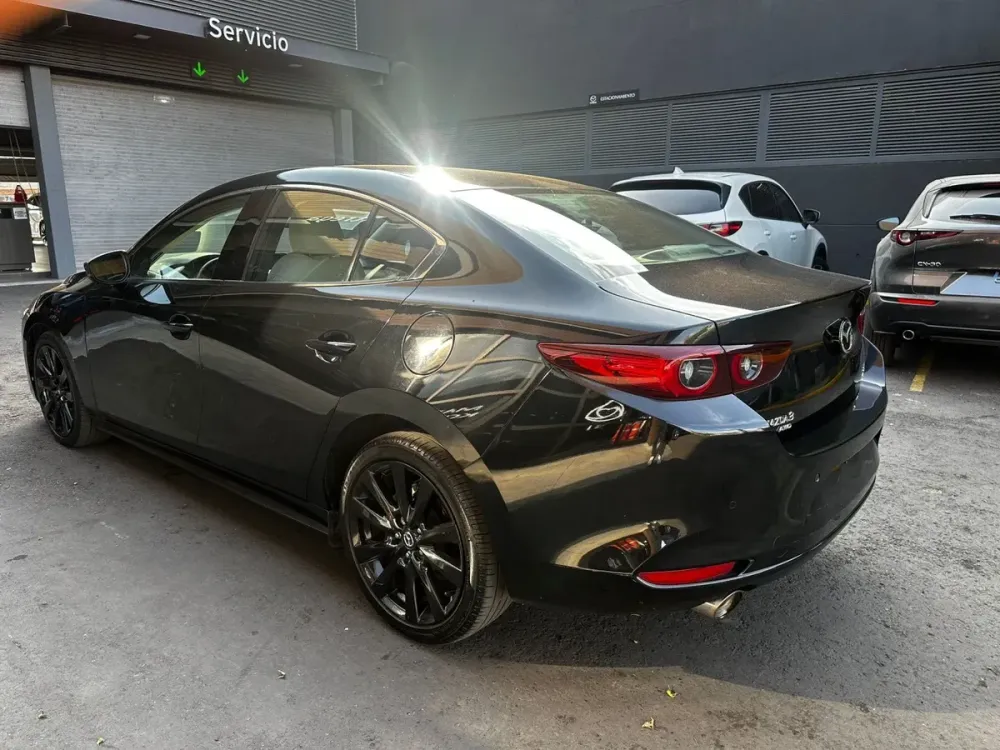 Fotografía en tamaño completo