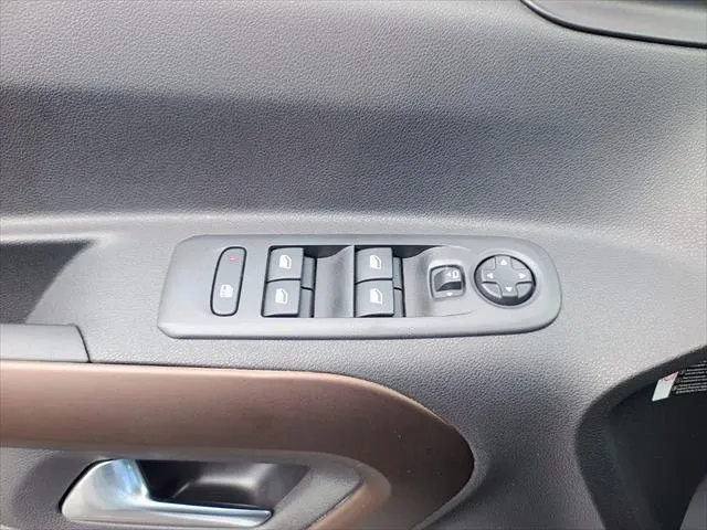 Fotografía en tamaño completo