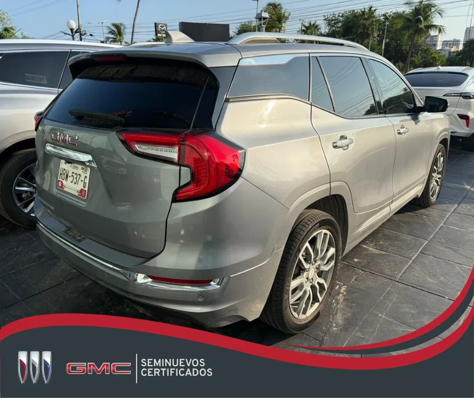 Fotografía en tamaño completo