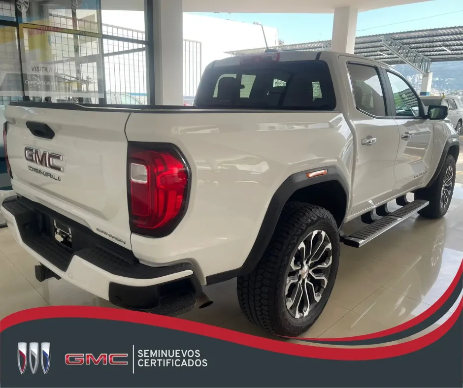 Fotografía en tamaño completo