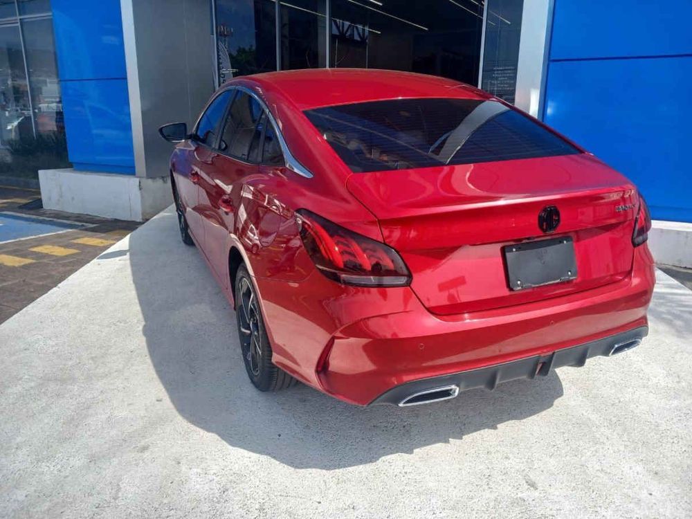 Fotografía en tamaño completo