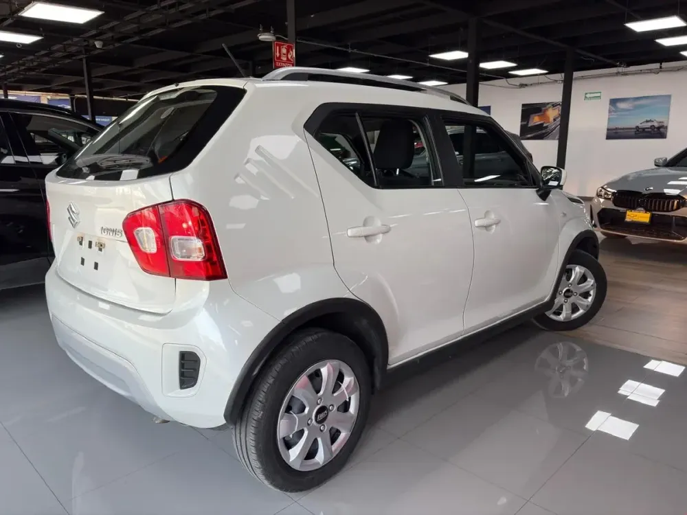 Fotografía en tamaño completo