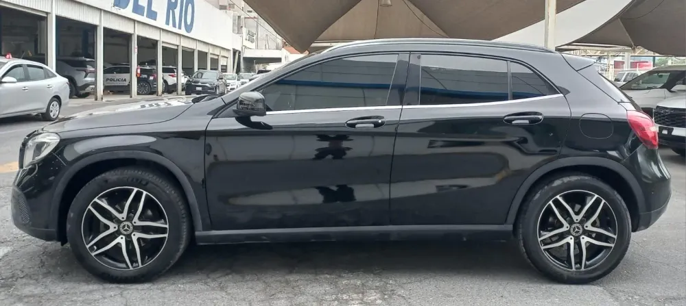 Fotografía en tamaño completo