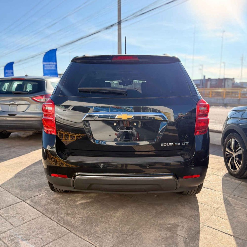 Fotografía en tamaño completo