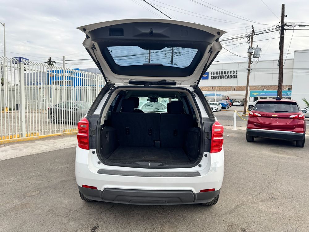 Fotografía en tamaño completo