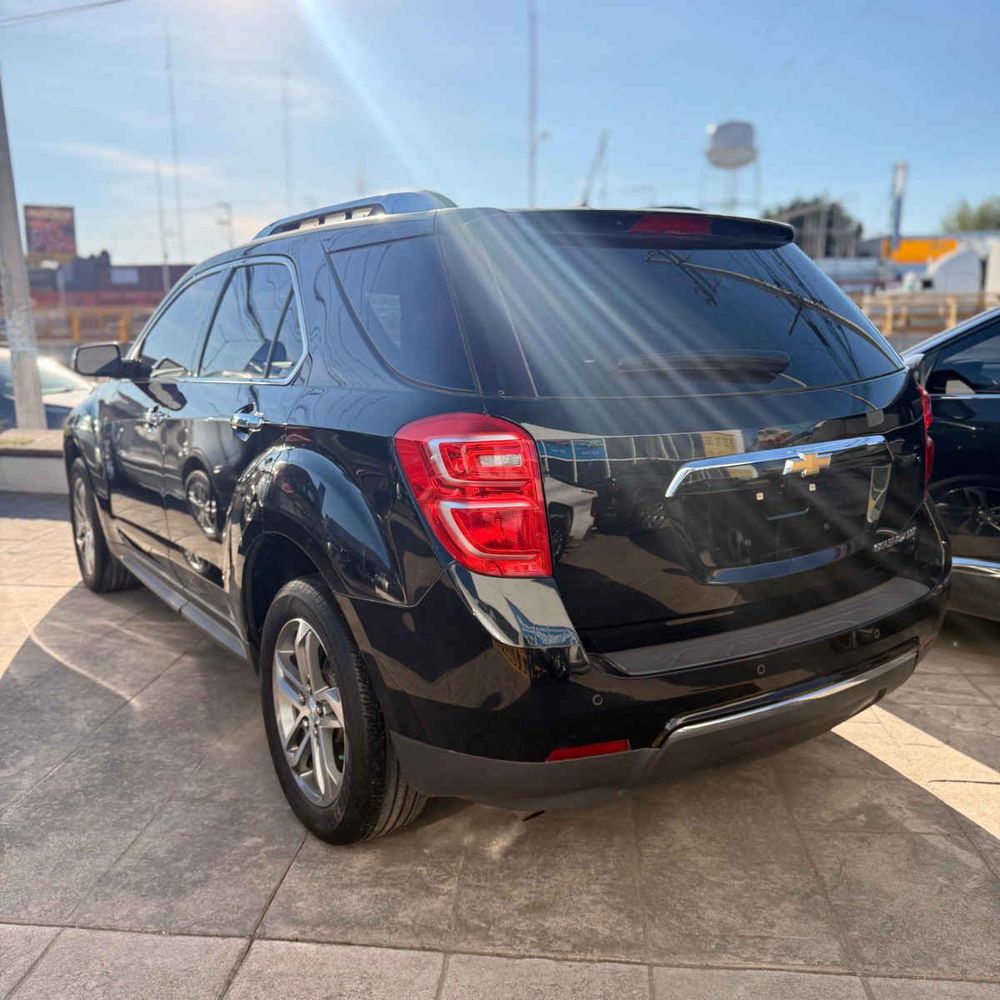 Fotografía en tamaño completo