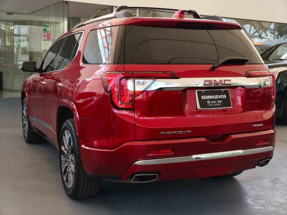 Fotografía en tamaño completo