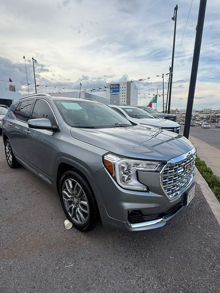 Fotografía en tamaño completo