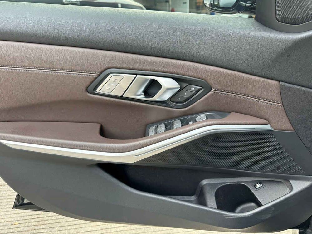 Fotografía en tamaño completo