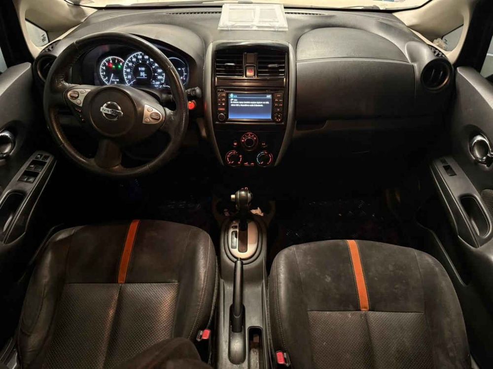 Fotografía en tamaño completo