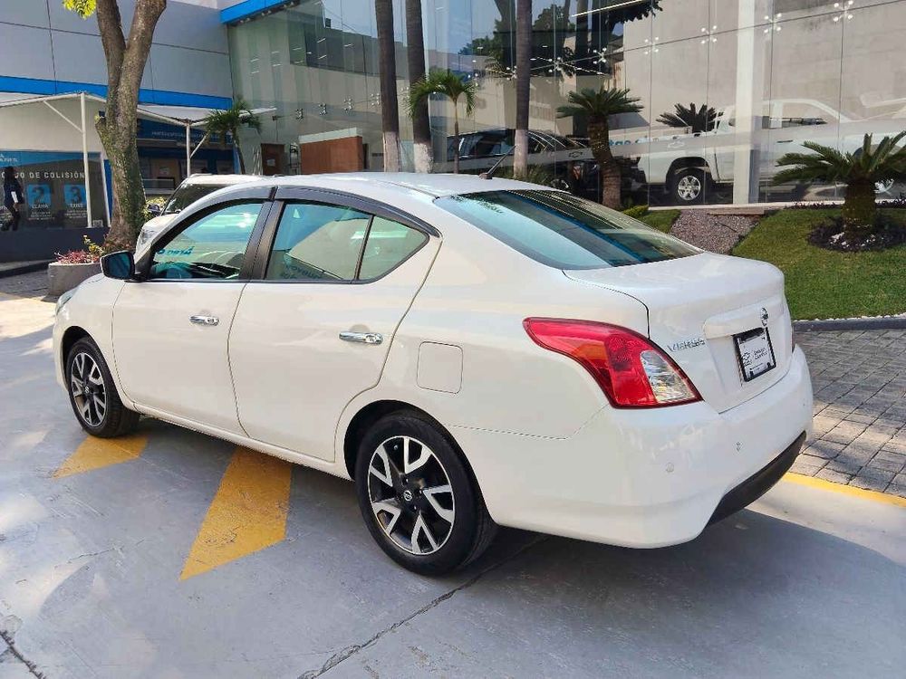 Fotografía en tamaño completo