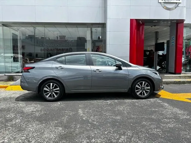 Fotografía en tamaño completo