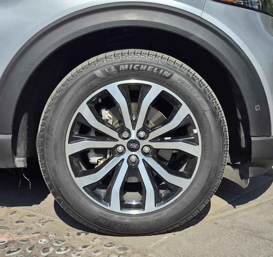 Fotografía en tamaño completo