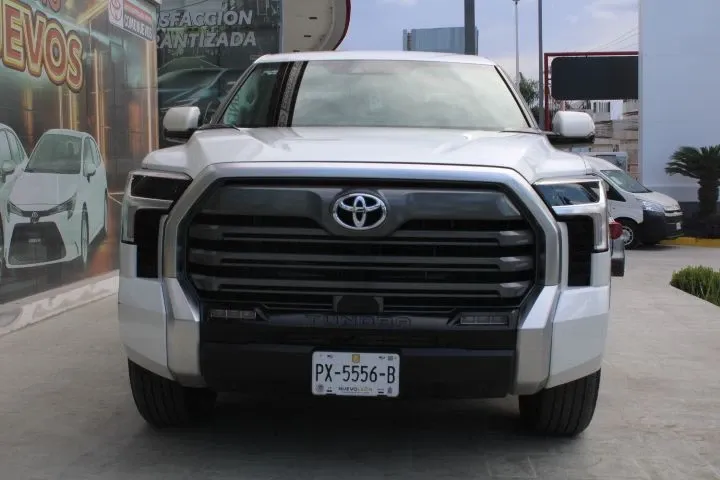 Fotografía en tamaño completo