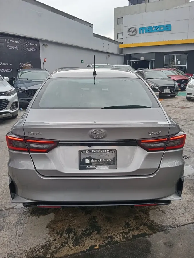 Fotografía en tamaño completo