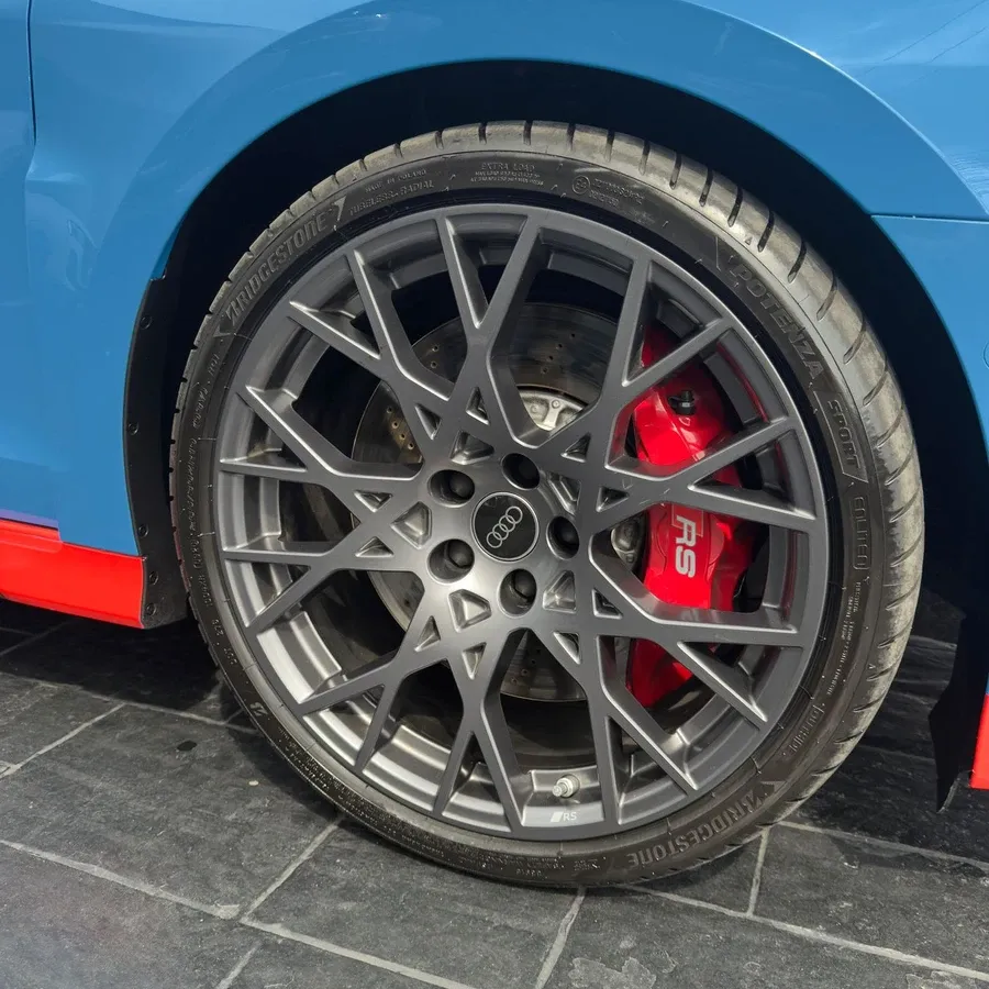 Fotografía en tamaño completo