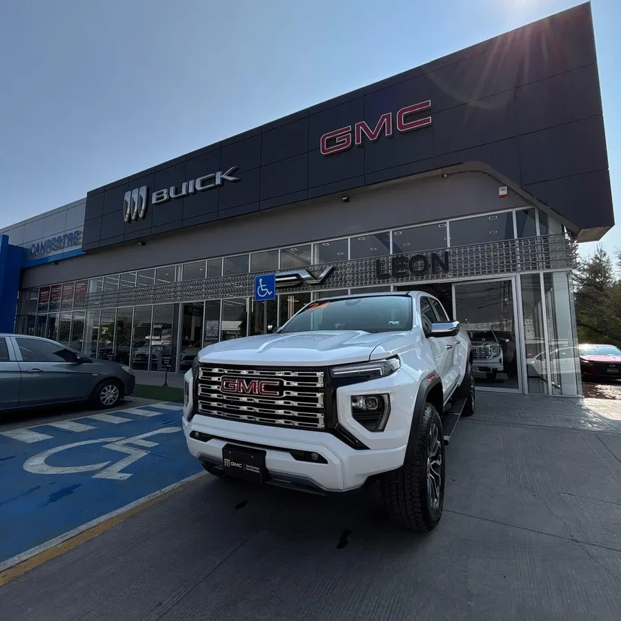 Fotografía en tamaño completo