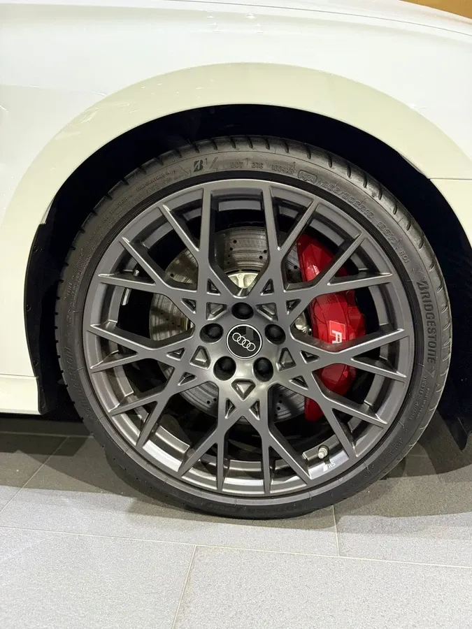 Fotografía en tamaño completo