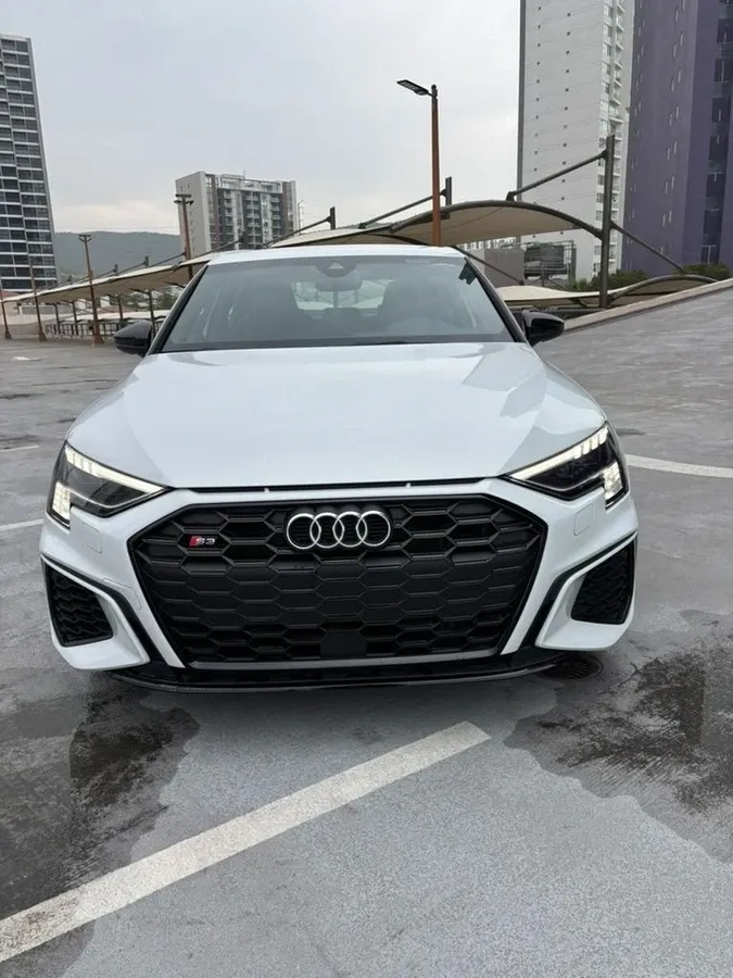 Fotografía en tamaño completo