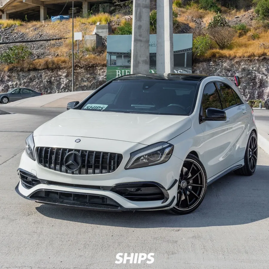 Fotografía en tamaño completo