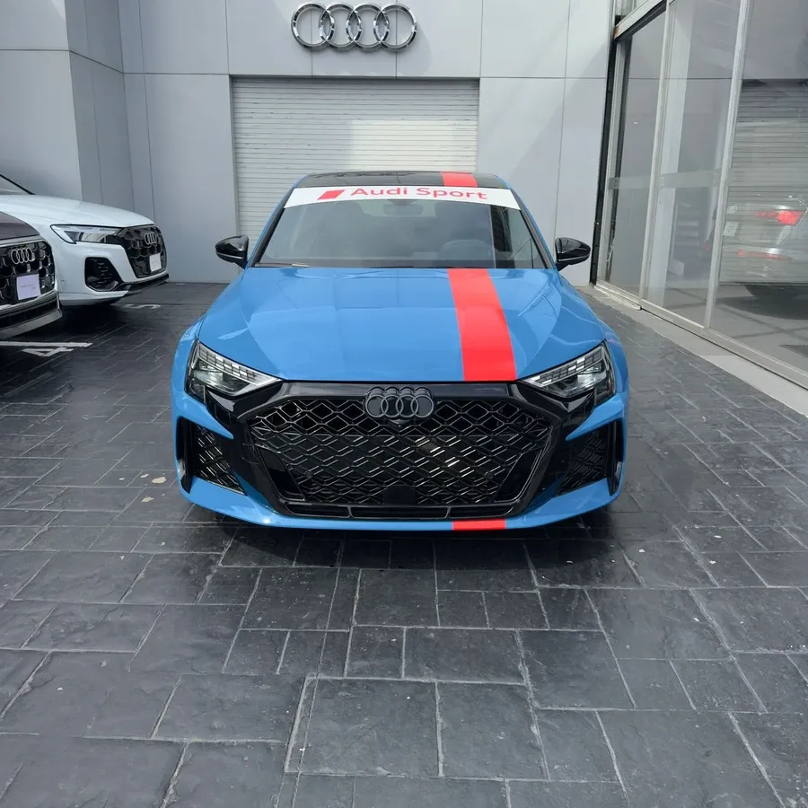 Fotografía en tamaño completo