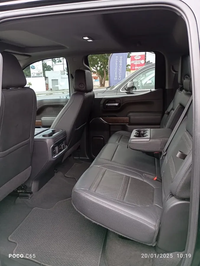 Fotografía en tamaño completo