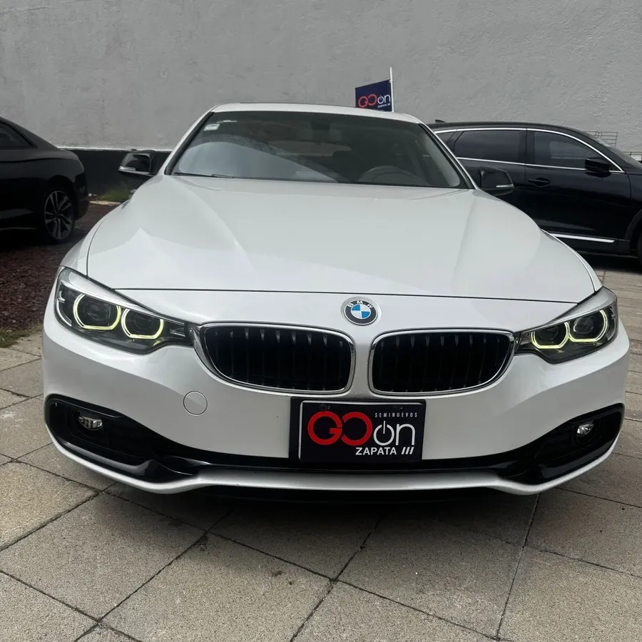 Fotografía en tamaño completo