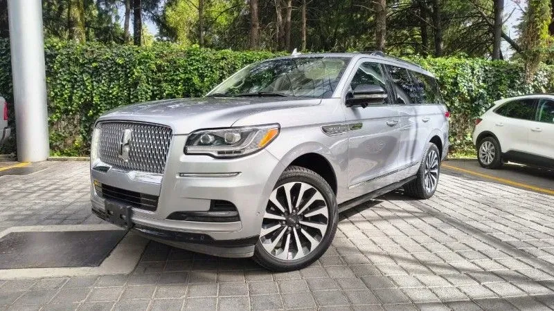 Fotografía en tamaño completo