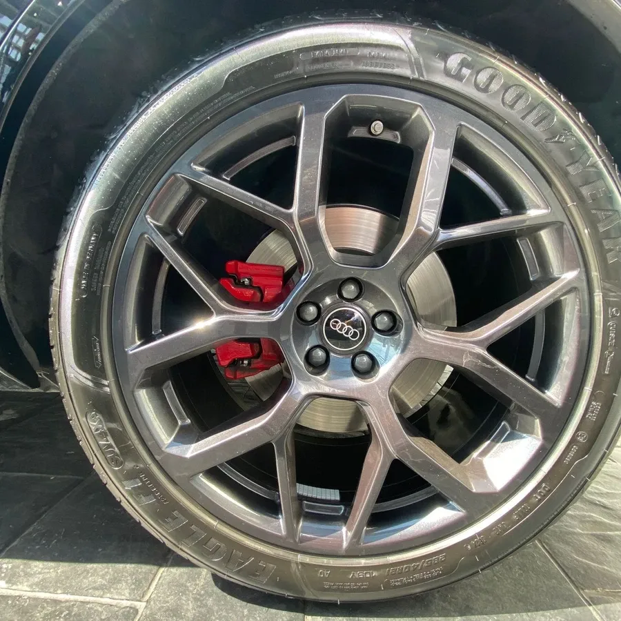 Fotografía en tamaño completo