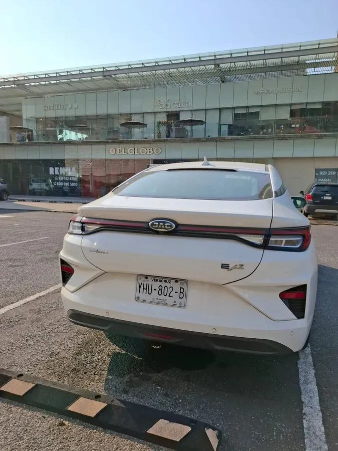 Fotografía en tamaño completo