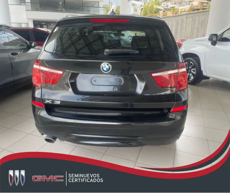 Fotografía en tamaño completo