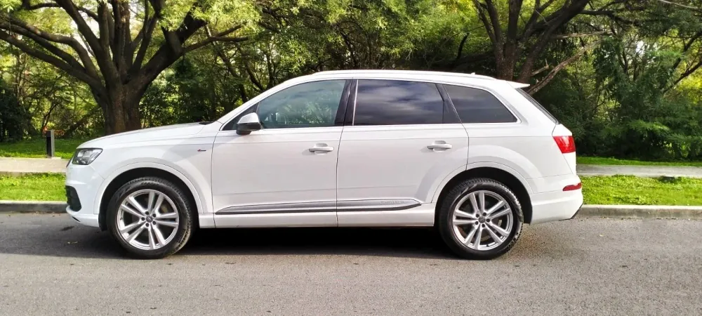 Fotografía en tamaño completo