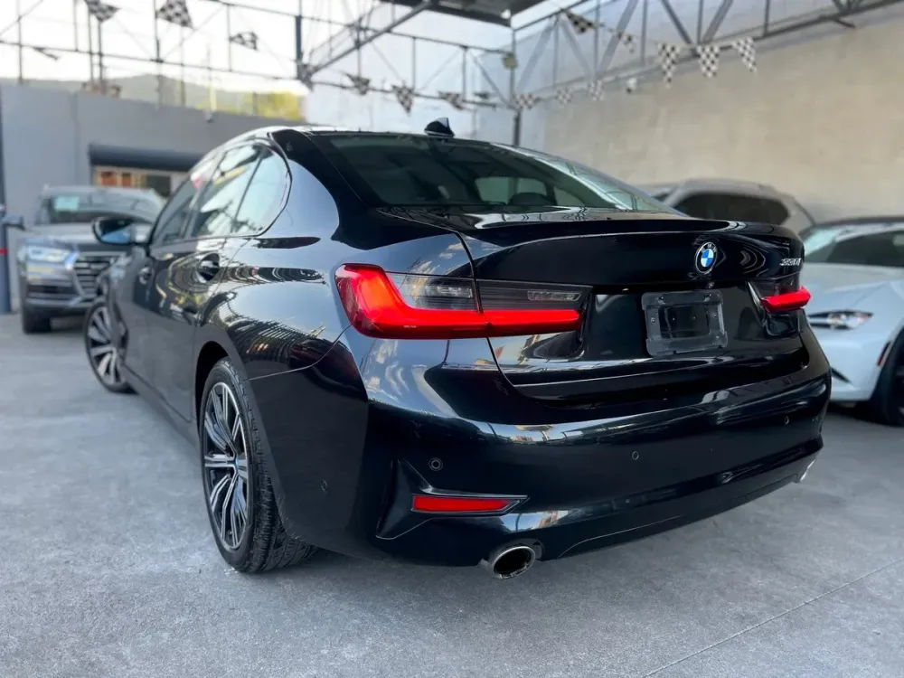 Fotografía en tamaño completo