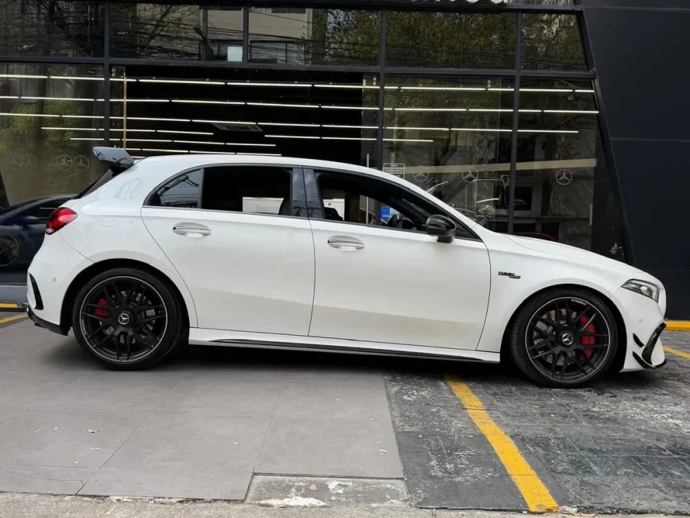 Fotografía en tamaño completo