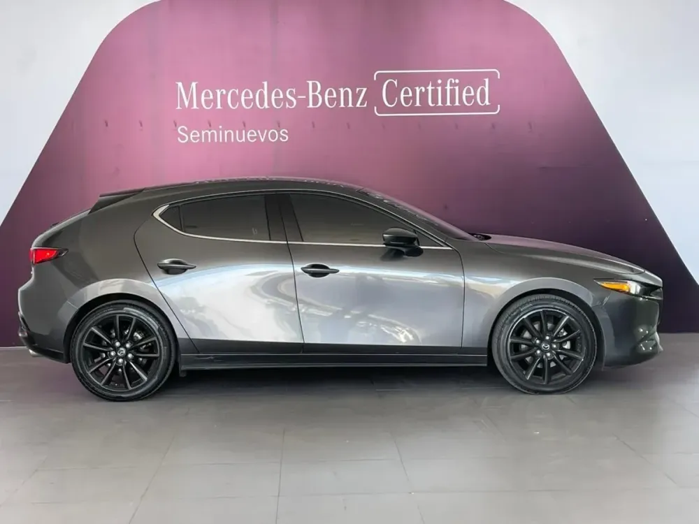 Fotografía en tamaño completo