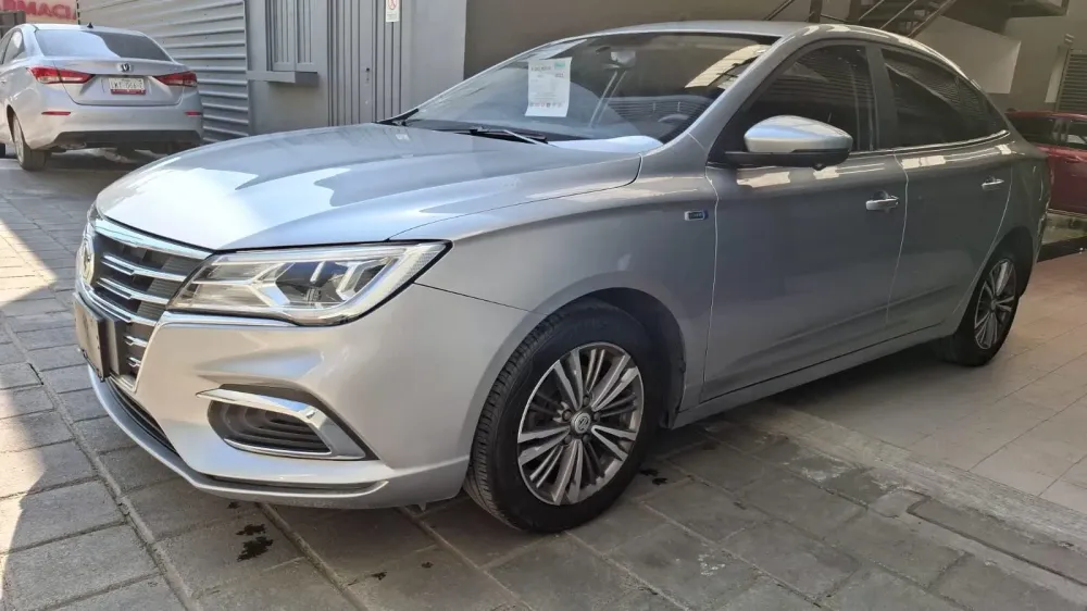 Fotografía en tamaño completo