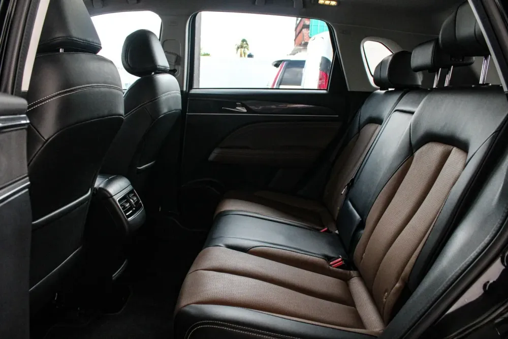 Fotografía en tamaño completo