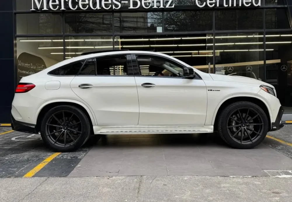 Fotografía en tamaño completo