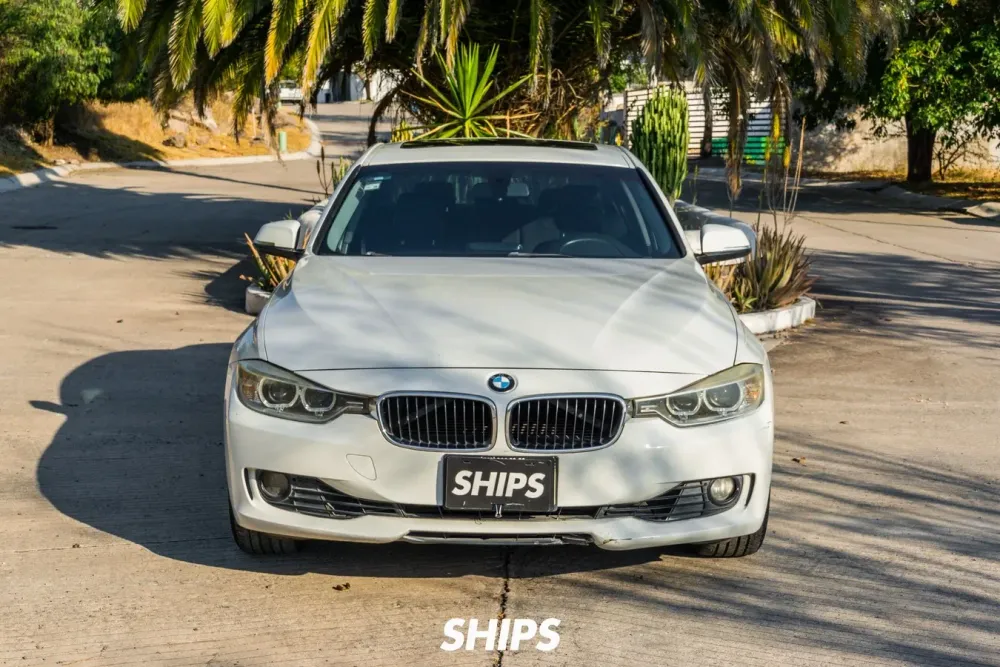 Fotografía en tamaño completo