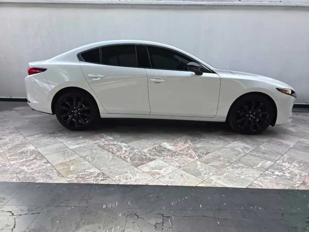 Fotografía en tamaño completo