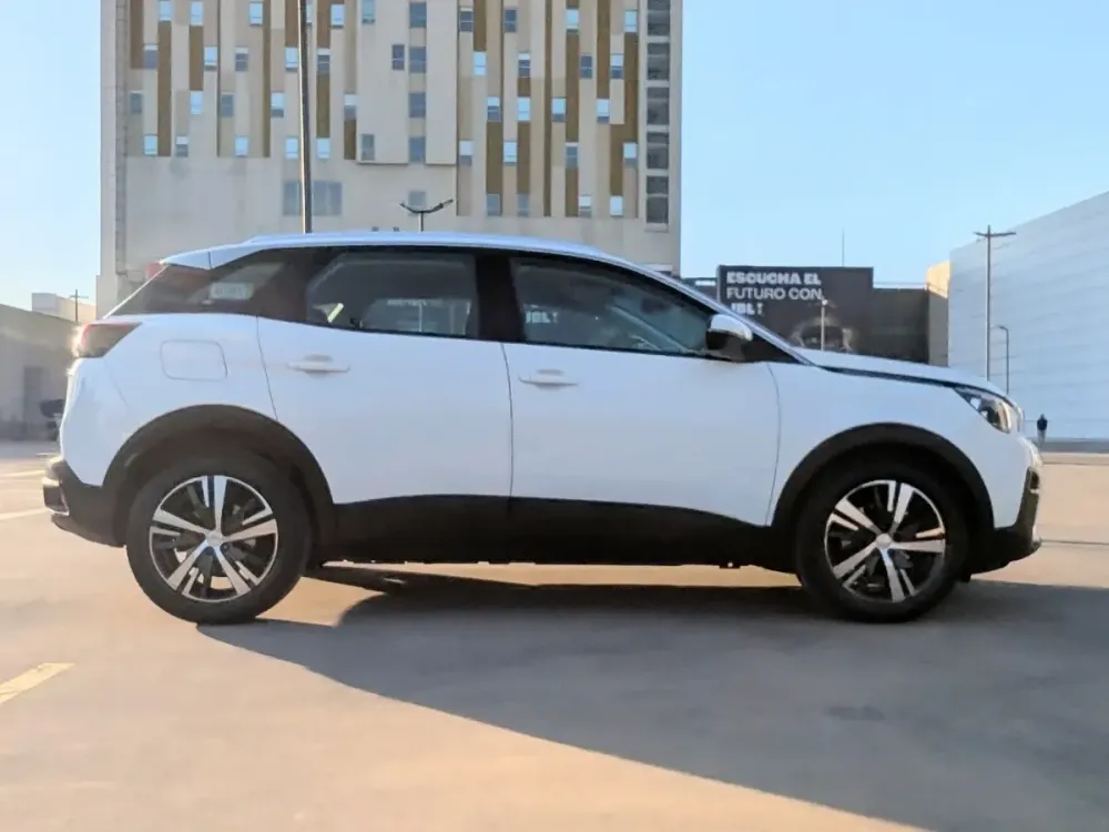 Fotografía en tamaño completo