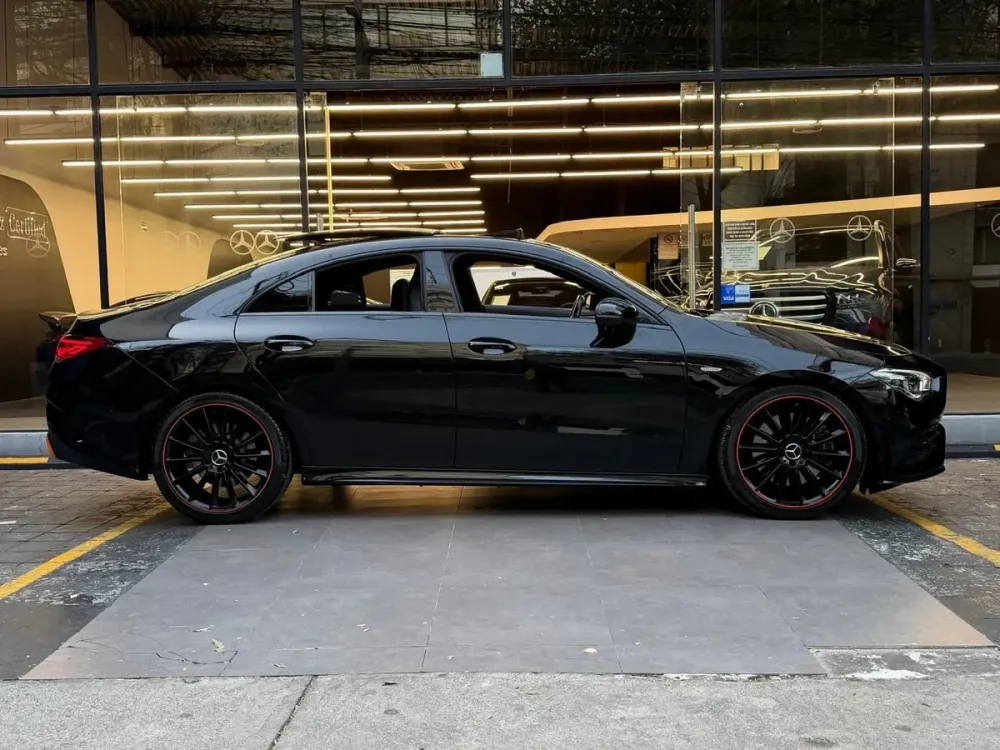 Fotografía en tamaño completo