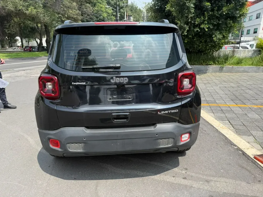 Fotografía en tamaño completo