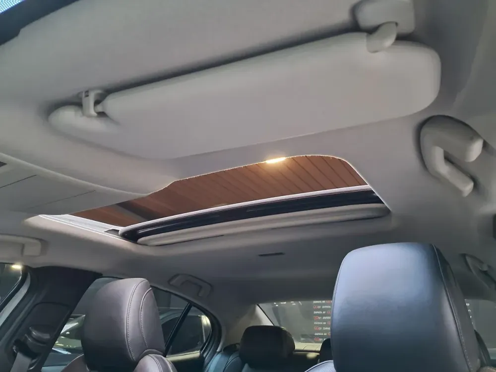 Fotografía en tamaño completo