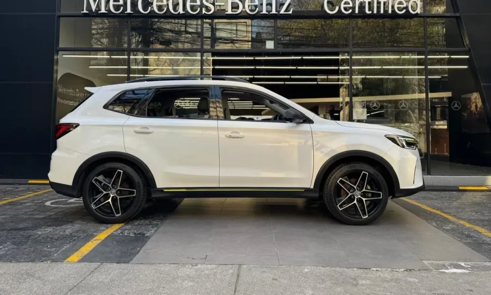 Fotografía en tamaño completo