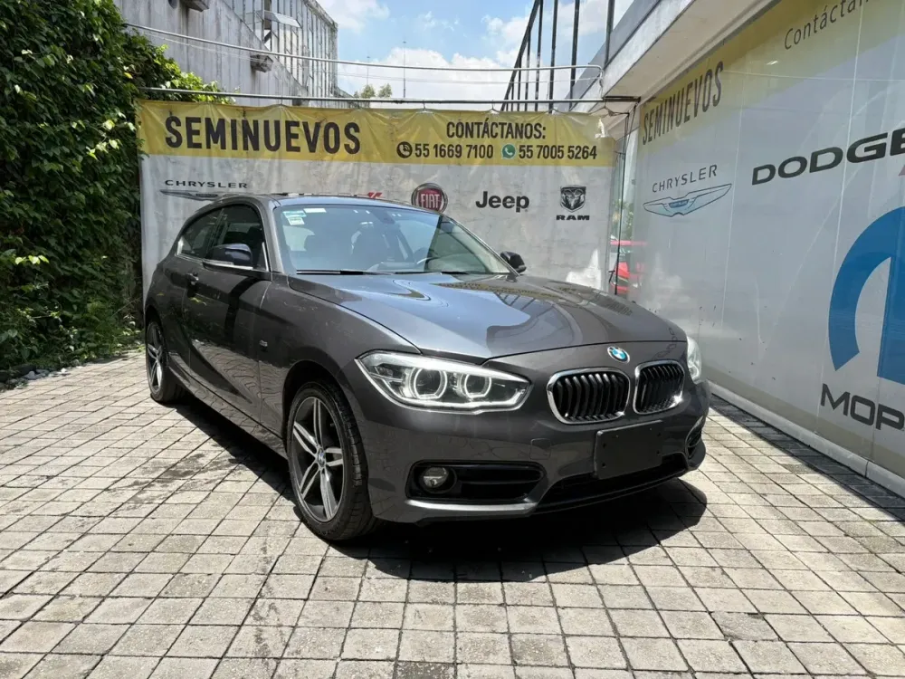 Fotografía en tamaño completo