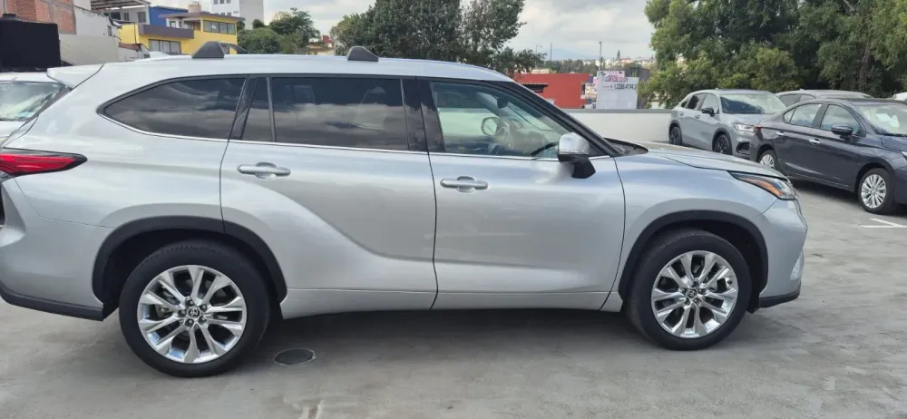 Fotografía en tamaño completo