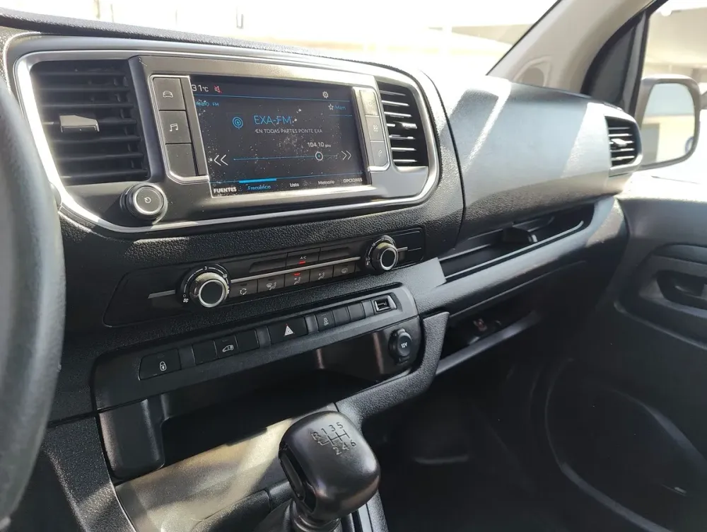 Fotografía en tamaño completo